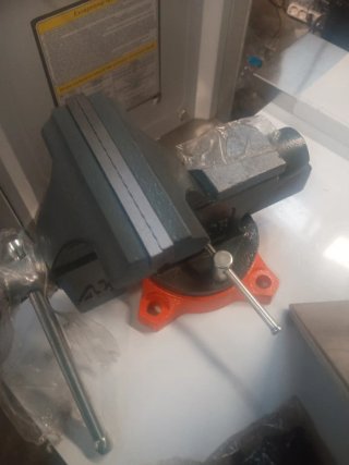 Prensa de banco nueva
