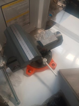 Prensa de banco nueva