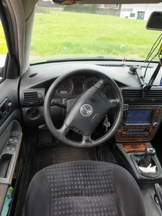 Volkswagen Passat 2003