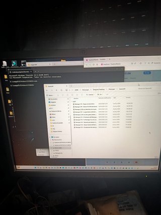 Monitor HP 21'' Plata/Negro