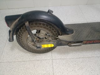 Patinete Eléctrico Red Bull Racing