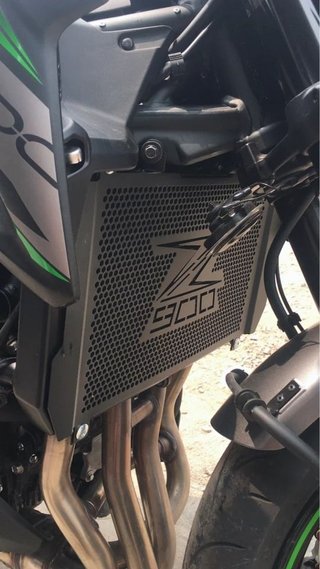 PROTECTOR DE RADIADOR KAWASAKI Z900