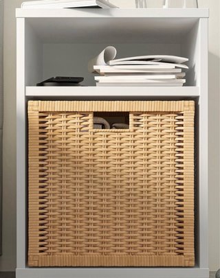 Pack 2 estantería blanca modular. Mesita de noche.
