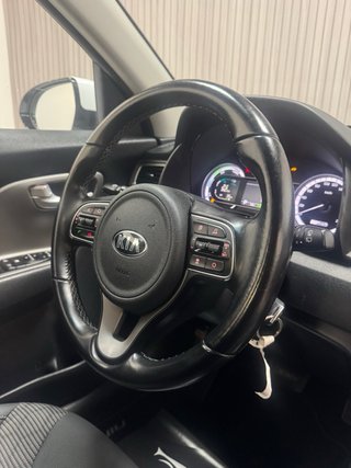 KIA Niro 2019 / HIBRIDO ENCHUFABLE / IMPECABLE