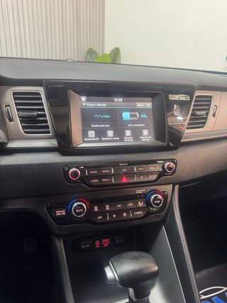 KIA Niro 2019 / HIBRIDO ENCHUFABLE / IMPECABLE