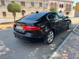 Jaguar XE IMPECABLE! historial en jaguar