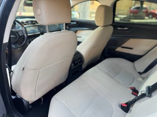 Jaguar XE IMPECABLE! historial en jaguar