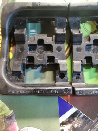 Accesorios pedales automáticos Shimano SPD 80 grs