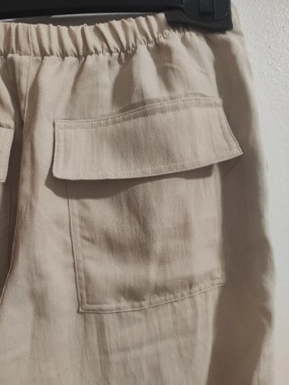 Pantalón fluido Zara beige