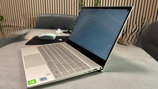 HP i7 Portátil Plata