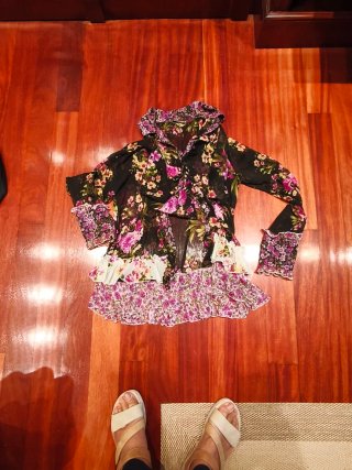 Camisa Gasa Transparente Floral Negra Talla M