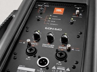 Altavoces JBL EON 610 + trípodes