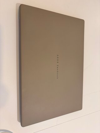 Asus Zenbook 14 Copilot+ PC