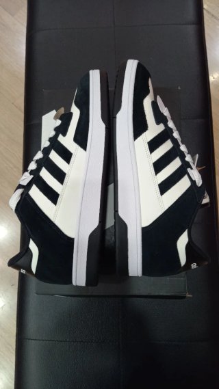 Adidas Scarpe Sneakers Uomo Nero Bianco