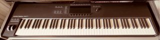 Komplete kontrol S88 MK3 Controlador Midi NI