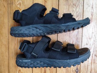 Sandalias Skechers All Terrain Negras