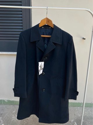 Elegante cappotto uomo nero