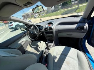 Peugeot 206 2004