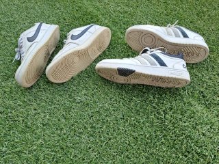 2 bambas Adidas Nike