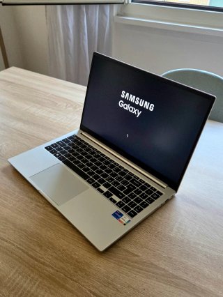 Samsung Galaxy Book (15", i7, 16GB)