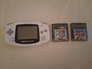 Nintendo Game Boy Advance + 2 Juegos