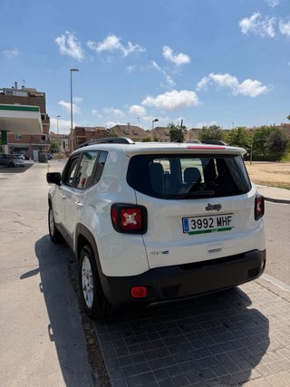 Jeep Renegade 2023 hibrido enchufable.Nacional