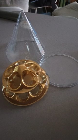 Confezione vuota piramide Ferrero Rocher