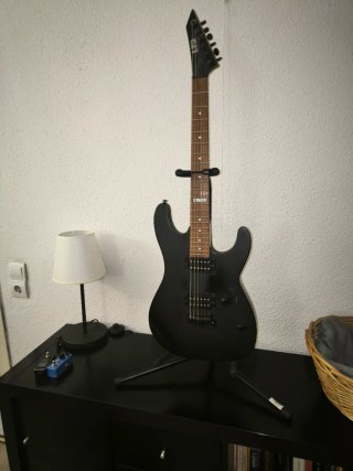 Guitarra Eléctrica LTD M-50