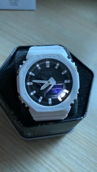 Casio G-Shock GM-B2100 Reloj Blanco y Negro