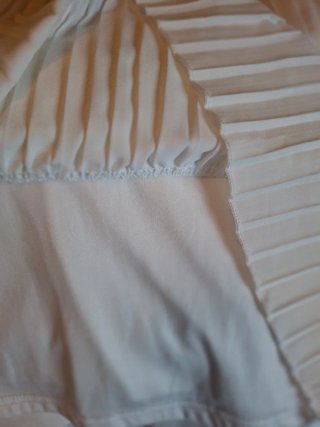 Blusa blanca plisada