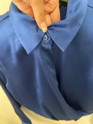 Blusa Stradivarius Azul Eléctrico
