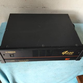 Yamaha XM220 Amplificatore 4 Canali