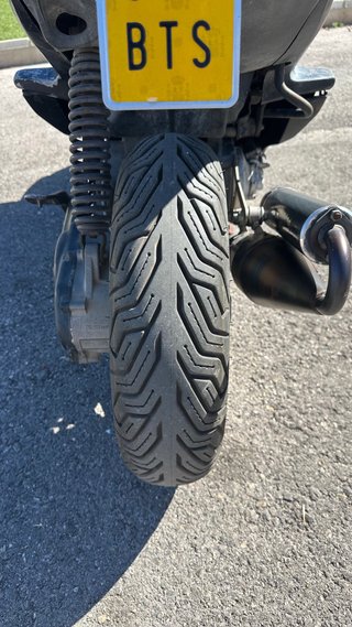Yamaha Aerox 50cc - ¡Misil listo para disfrutar!