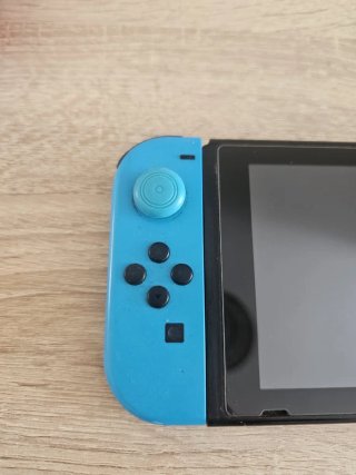 Accesorios Nintendo Switch Azul y Rojo