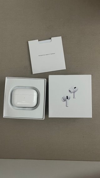 Airpods Pro 2da Gen con estuche MagSafe