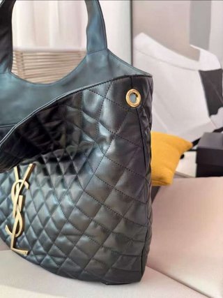 YSL Icare Bolso Piel Cordero Acolchado Negro