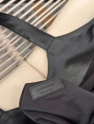 YSL Icare Bolso Piel Cordero Acolchado Negro