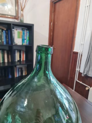 Damajuana ovalada vidrio verde soplado vintage 25L