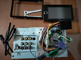 AUTORADIO JVC-AV61BT. PANTALLA 6’ TÁCTIL. 2 DIN.