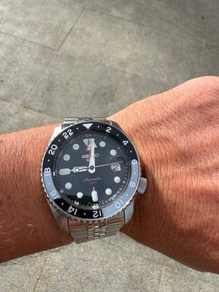Reloj Seiko GMT Automático