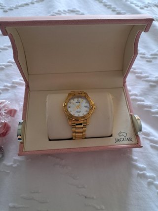 Reloj Jaguar Oro y Bolso a Juego