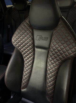 Interior Audi RS3,asientos delanteros y traseros