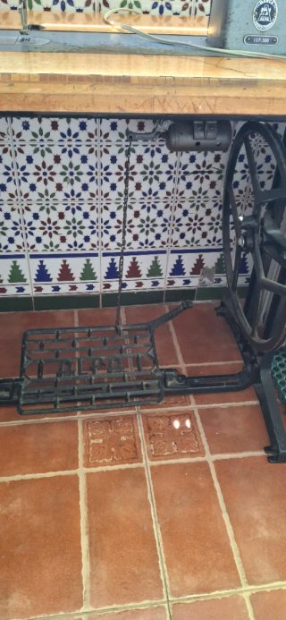 Máquina de coser Alfa