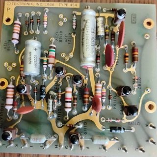 Scheda Tektronix Type 454