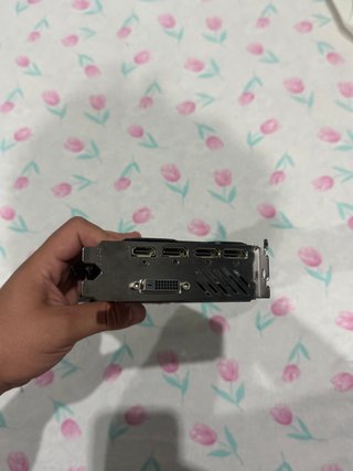 Tarjeta Gráfica Gigabyte Nvidia 1070Ti