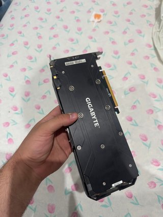 Tarjeta Gráfica Gigabyte Nvidia 1070Ti