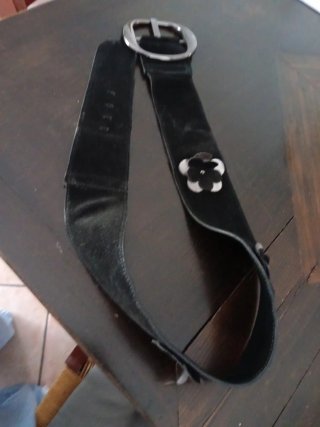 Cinturone nero camoscio con fiori