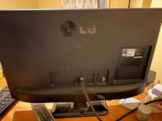 TV LG 24MT47DC-PZ