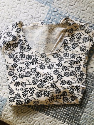 Blusa elástica flores blanco/negro XL