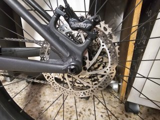 Bicicleta Enduro NsBikes Hardtail Negra
